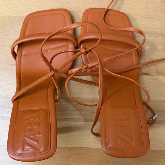 Zara Women's Strappy Square-Toe High Heel Sandals - Picture 4 of 6